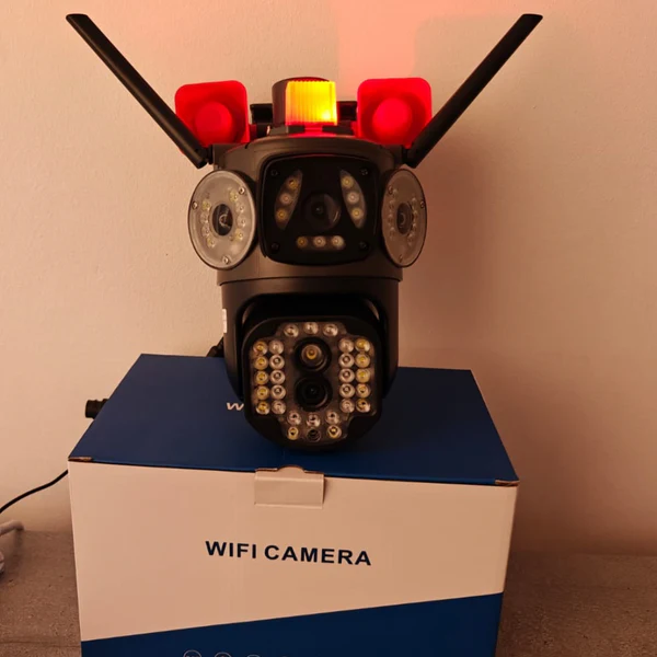 Camera supraveghere cu trei video WiFi, CCTV PTZ, infrarosu, vedere nocturna, stocare cloud /SD,  doua cai audio si Card de memorie 32GB