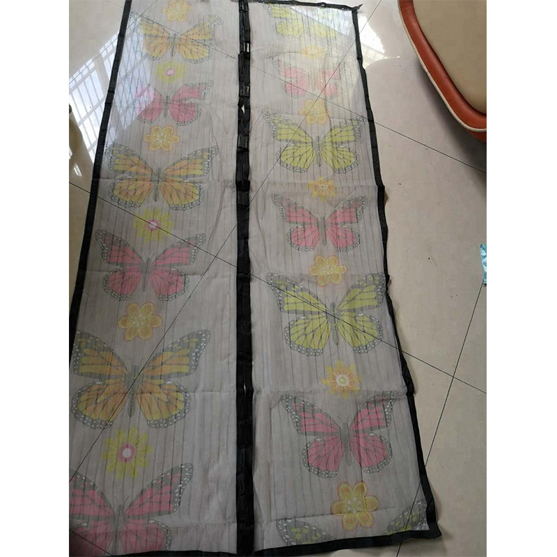 1+1 GRATIS – Perdea Anti-Țânțari cu Închidere Magnetică și Model Imprimat